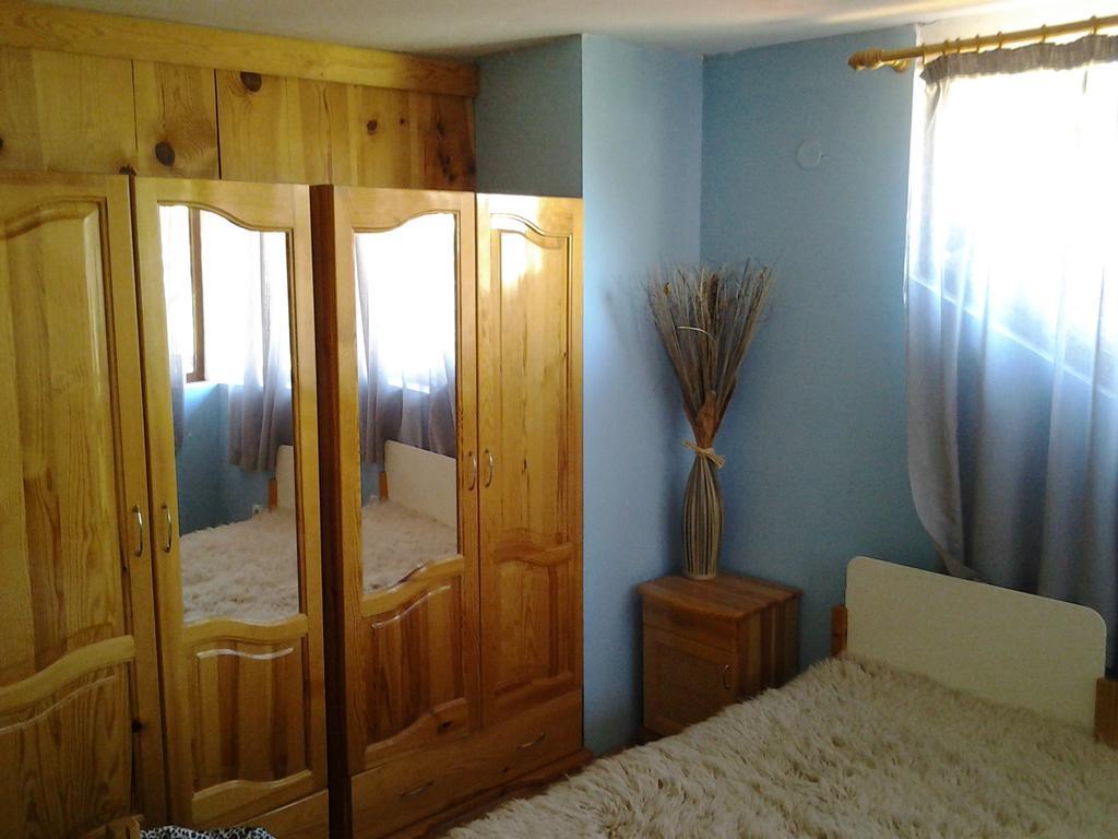 Sharkov Guest House Dolen  Zimmer foto