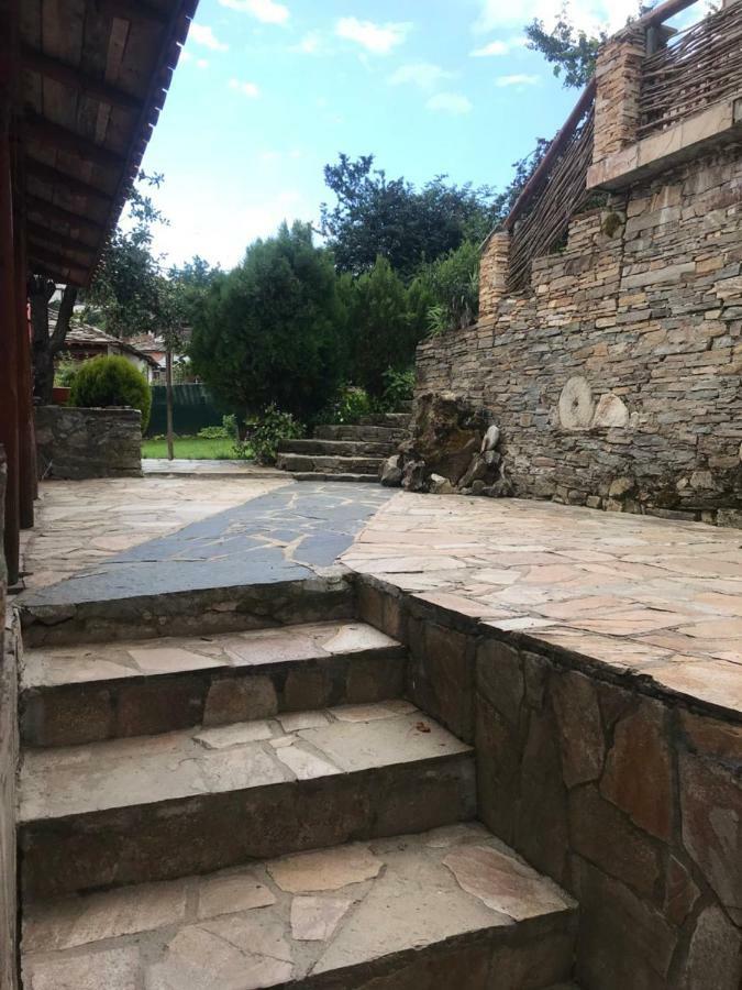 Sharkov Guest House Dolen  Exterior foto